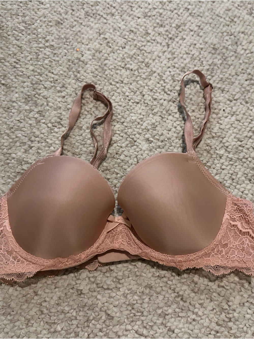 Victoria's Secret Dream Angels Padded Lace-Trim Bra in Dusty Pink